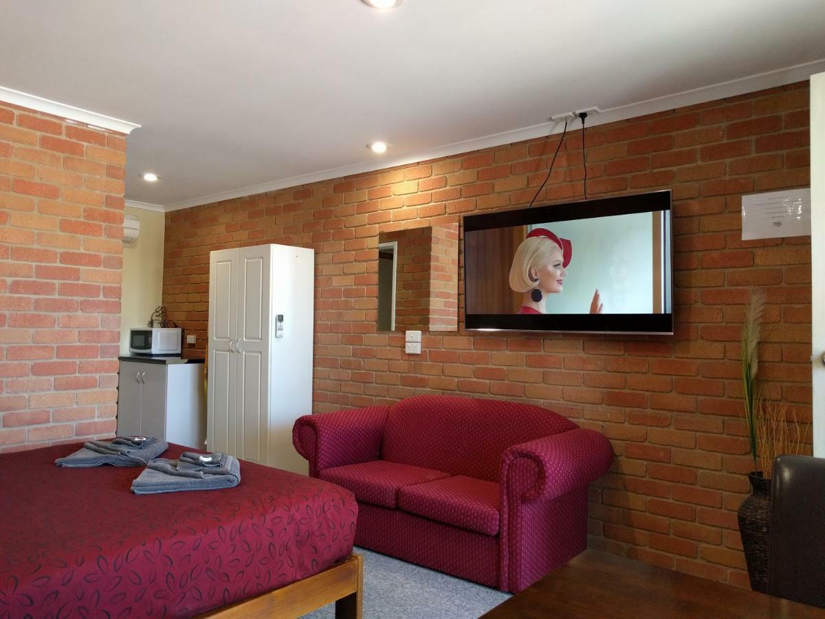 Travellers Inn Kaniva Εξωτερικό φωτογραφία
