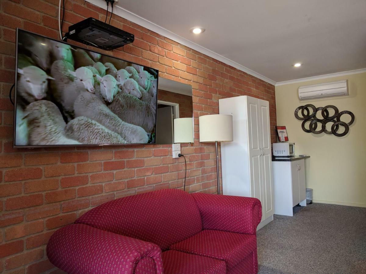 Travellers Inn Kaniva Εξωτερικό φωτογραφία