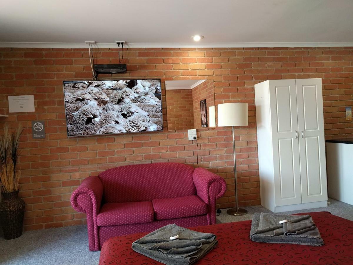 Travellers Inn Kaniva Εξωτερικό φωτογραφία