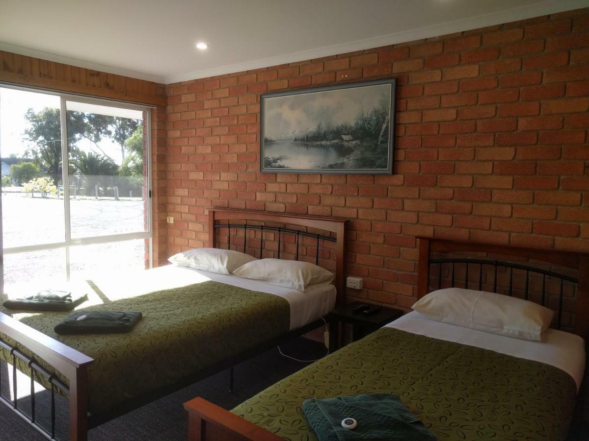 Travellers Inn Kaniva Εξωτερικό φωτογραφία