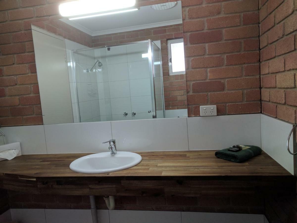 Travellers Inn Kaniva Εξωτερικό φωτογραφία