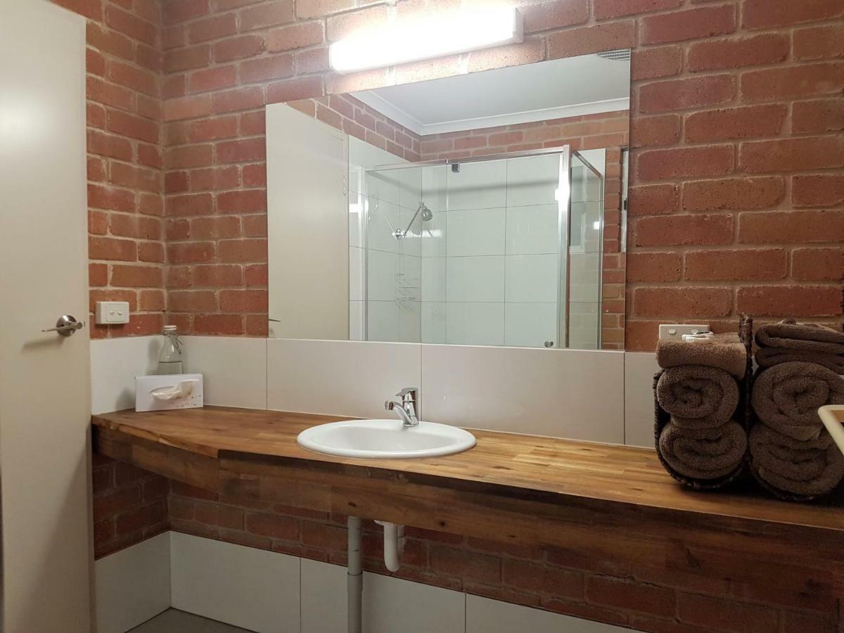 Travellers Inn Kaniva Εξωτερικό φωτογραφία