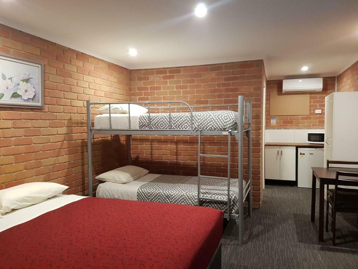Travellers Inn Kaniva Εξωτερικό φωτογραφία