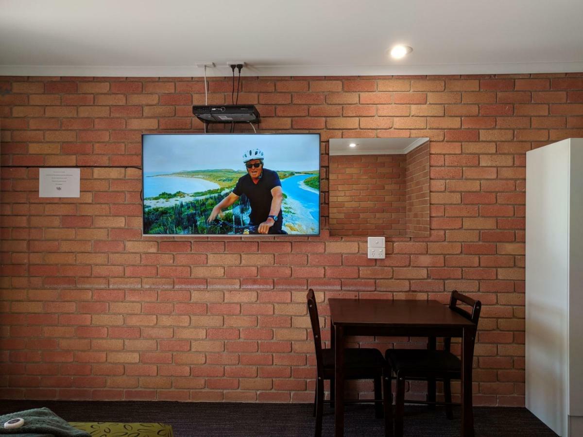Travellers Inn Kaniva Εξωτερικό φωτογραφία